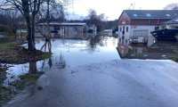 Oversvømmelse på vej i Hovby